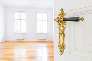 Türklinke in Gold Altbauwohnung - Immobilie Berlin
