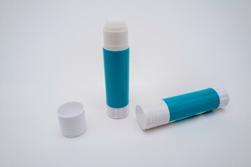 bâtons de colle en stick