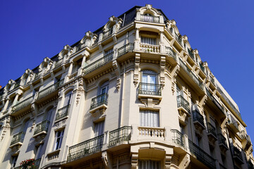 Fototapeta na wymiar Old building in classical style street Vichy in France