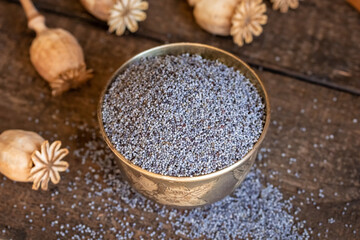 Poppy seeds in a bowl
