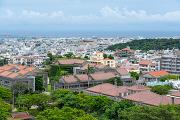 Fototapeta na wymiar 首里城の東のアザナから見る那覇市街の風景