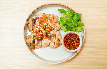 savoury grilled chicken with chilli and garlic