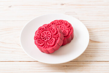 moon cake red velvet flavour