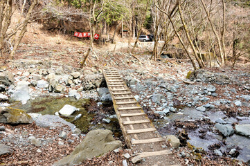 丹沢山地の道 鍋割山の登山口 ミズヒ沢渡渉点