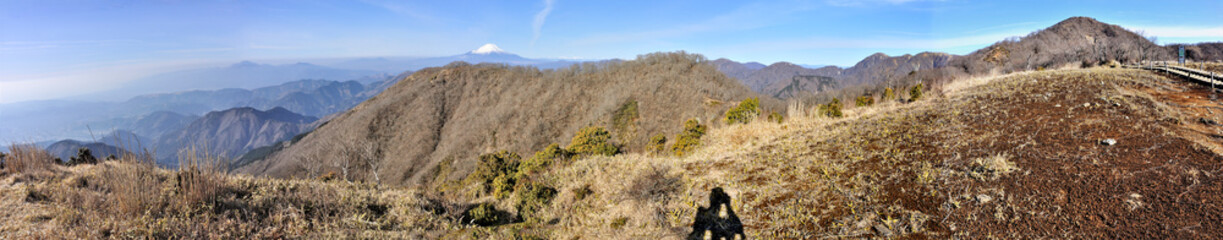 冬の丹沢山地 花立からのパノラマ