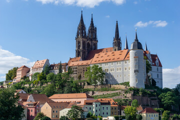 Fototapeta premium castle and cathedral in the German city of Meissen on the Elbe River