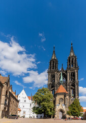 Fototapeta na wymiar cathedral in the German city of Meissen on the Elbe River
