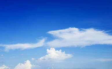 beautiful blue sky and white fluffy cloud horizon outdoor for background.