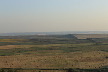Obraz premium Summer natural landscape with mountains in the background.