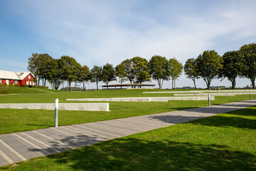 Obraz premium Mitten in Seeland befindet sich der Faxe Kalkbruch - ein Stück dänischer Geschichte, das vor Millionen von Jahren eine große Bedeutung hatte!