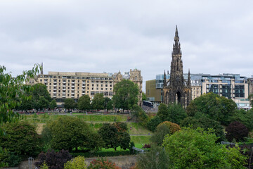 Fototapeta na wymiar View over Edinburgh New Town and Scott Monument
