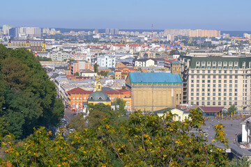 Fototapeta na wymiar View of the Kievsky district of Podil