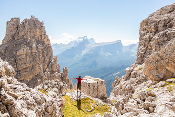 Naklejka premium View from the old disused Cantore refuge at Mount Tofana de Rozes, Cortina - Italy