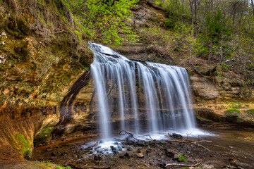 Fototapeta na wymiar Cascade Falls in Osceola, Wisconsin in the American Midwest