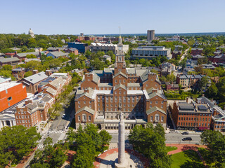 Providence County Courthouse Building including State Superior Court and Supreme Court, with World War I Memorial, Providence, Rhode Island, USA. 