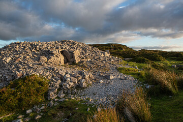 Fototapeta premium Passage tomb / cairn H on hill of Carrowkeel at County Sligi in Ireland