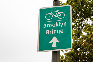 Brooklyn Bridge bicycle sign 