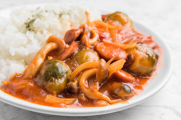 ウインナーと野菜のトマトソース煮込み