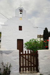 Kościół na greckiej wyspie Amorgos - obrazy, fototapety, plakaty