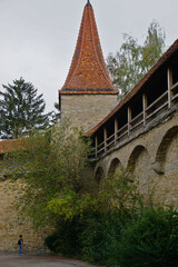 Fototapeta premium Rothenburg ob der Tauber, Stadtmauer mit Turm