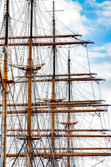 帆船のマストとヤード