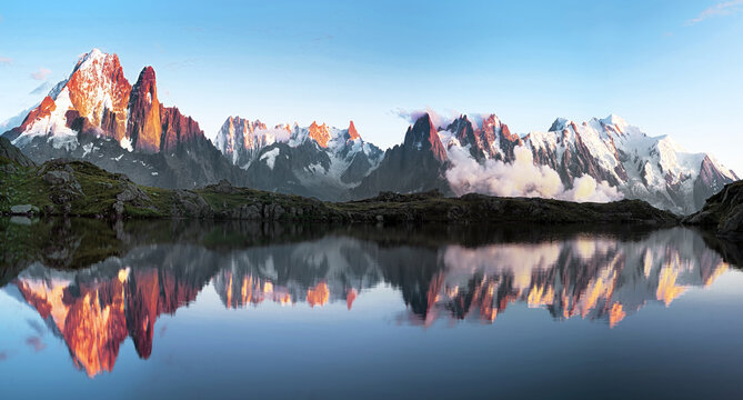 Magical sunset panorama of the Lac Blanc lake and Mont Blanc (Monte Bianco) on background, Chamonix location. Beautiful outdoor scene in Vallon de Berard Nature Reserve, France © Rastislav Sedlak SK