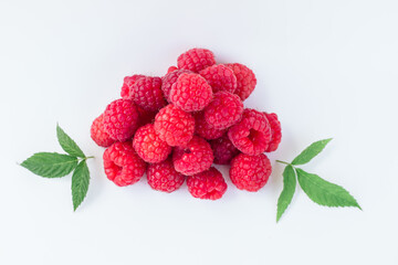 raspberries with leaves