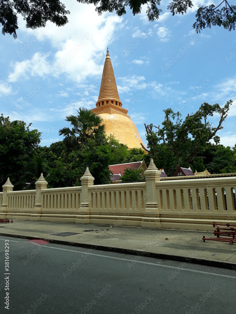 Wall mural temple