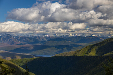 Obraz na płótnie Canvas Cloudscape over Glacier National Park, Montana