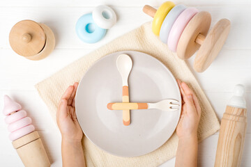 plate for baby food, concept time for baby food