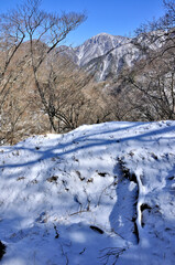 厳冬期の丹沢山地 鍋割山より蛭ヶ岳を望む