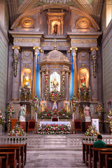 Fototapeta premium Altar templo San Francisco Querétaro