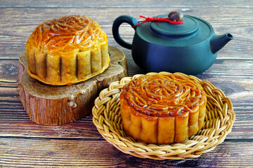 Moon cake for Mid autumn festival , Retro vintage style of Chinese traditional food and dessert. (...