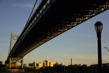 Fototapeta na wymiar bridge at sunrise