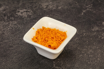 Tumeric powder in the bowl