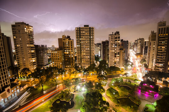 Noite de raios