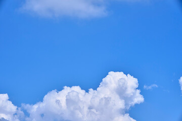 青空と夏の雲