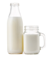 Obraz na płótnie Canvas Glass cup and bottle of fresh milk isolated