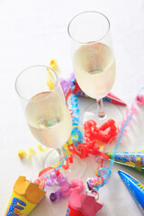 ワインと紙テープ