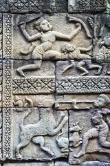 bas-relief au The Baphuon is a temple dedicated to the Hindu God Shiva in Angkor, Siem Reap, Cambodia