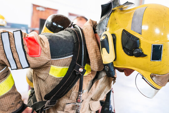 รูปภาพFireguard – เลือกดูภาพถ่ายสต็อก เวกเตอร์ และวิดีโอ1,278 | Adobe Stock
