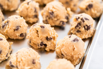 Baking cookies