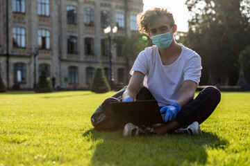 Fototapeta premium Student learning on university campus