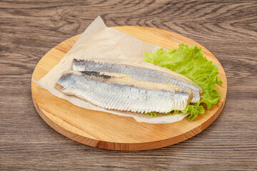 Herring fillet with salad leaves