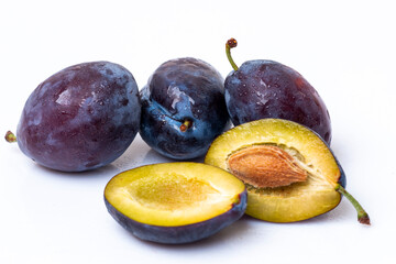 Fresh moyer purple plums