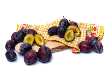 Fresh moyer purple plums
