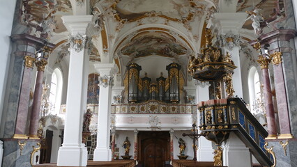 Fototapeta na wymiar Wallfahrtskirche St. Michael Violau