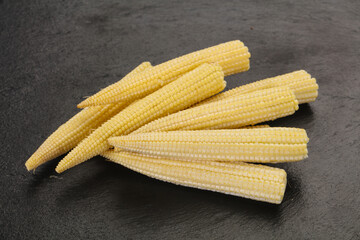 Raw baby corn