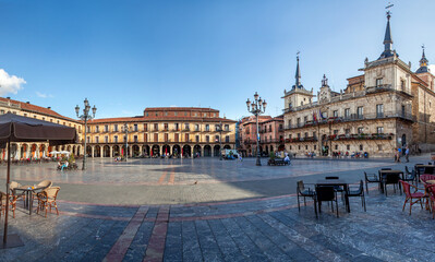 Fototapeta na wymiar Leon, Spain: Plaza Mayor in the old town