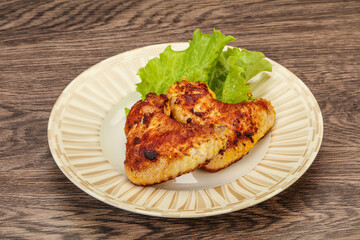 Roasted chicken wings with spices